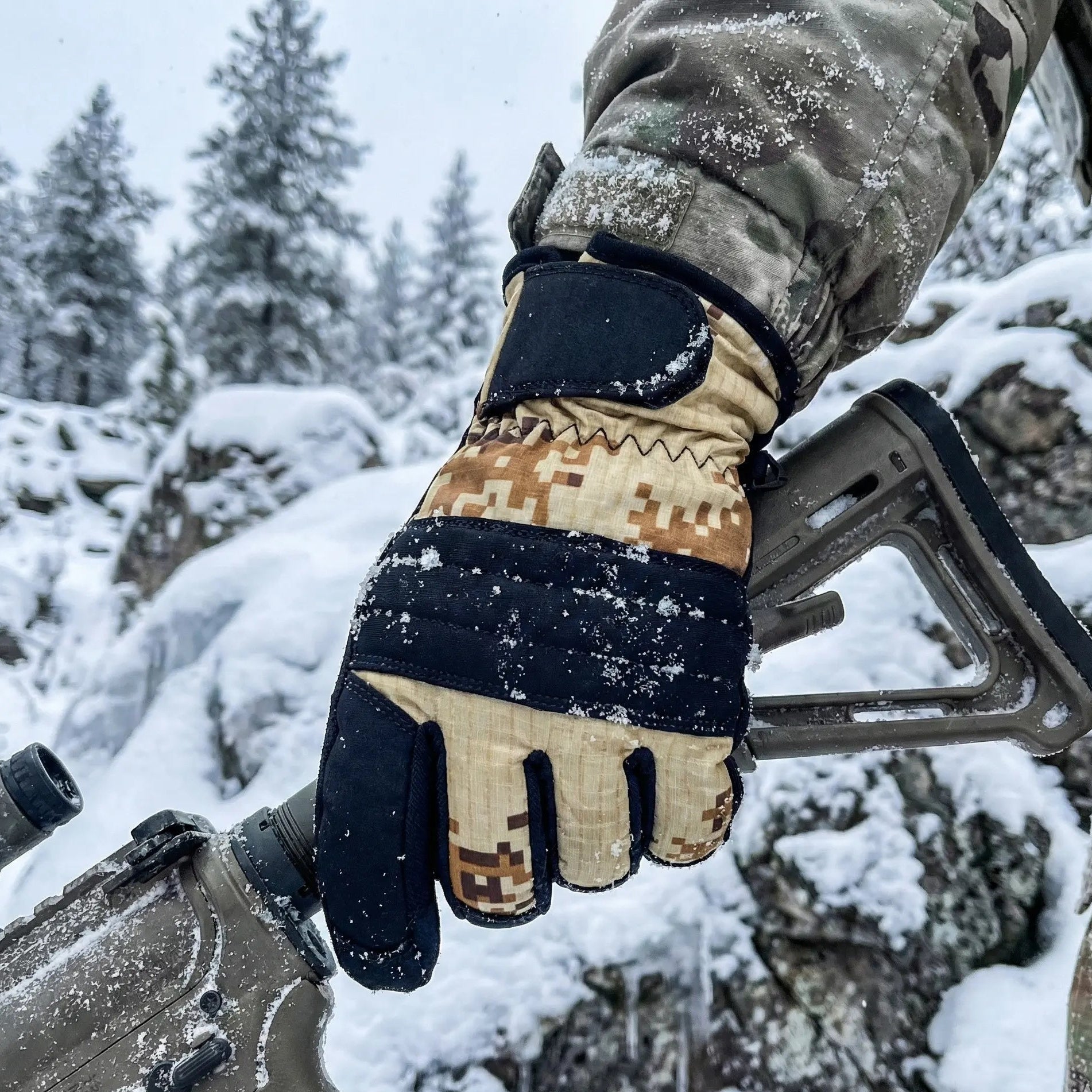 DexStealth™ CADPAT Arctic Gloves | Tactical Winter Ops | DexGlove® Pro